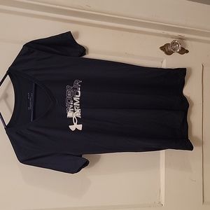 Like new heatgear women's under armour shirt